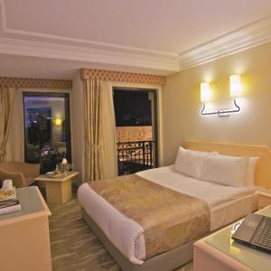 The Time Hotel Old City