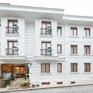 Albinas Hotel Old City