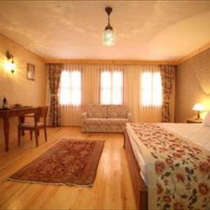 Lalinn Hotel