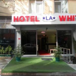 Hotel La White 