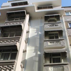 The Milltown Sisli                                                                        