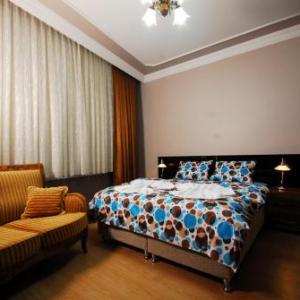 Station Hotel 34