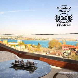 Acra Hotel