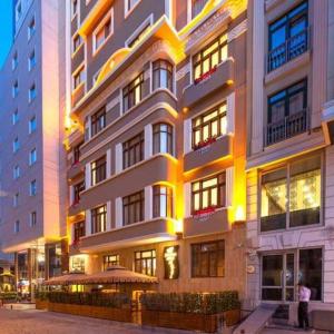 Ferman Hilal Hotel