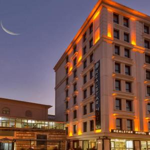 Real Star Hotel