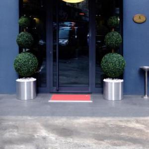 Vavien Hotel