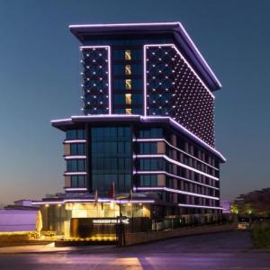 Golden Tulip Istanbul Bayrampasa