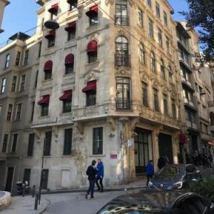 GALATA M84