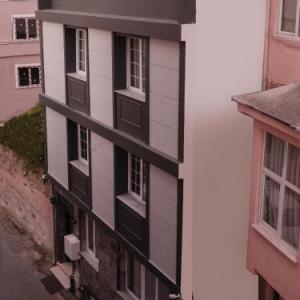 THE LAILA HOTEL