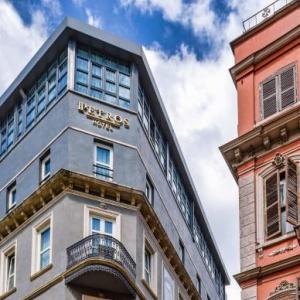 Petros Hotel