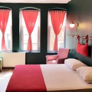 Casa Rosa Suites