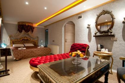 Grand Ambiance Hotel - image 14