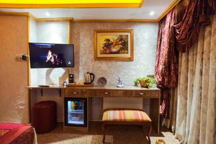 Grand Ambiance Hotel - image 5