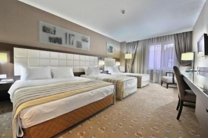 Kent Hotel - image 16