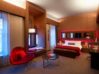 W Istanbul - image 10