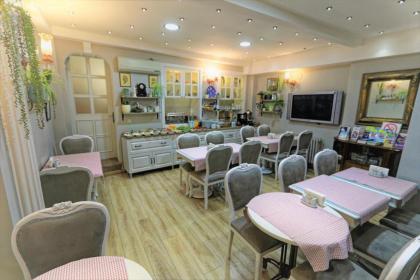 Romantic Hotel Istanbul - image 13