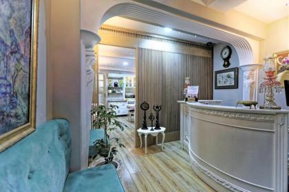 Romantic Hotel Istanbul - image 17