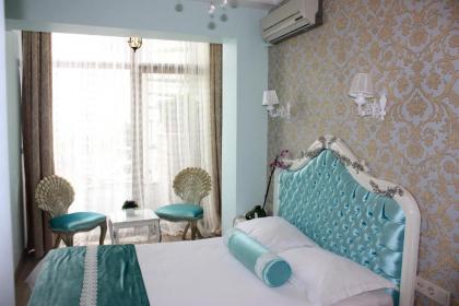 Romantic Hotel Istanbul - image 4