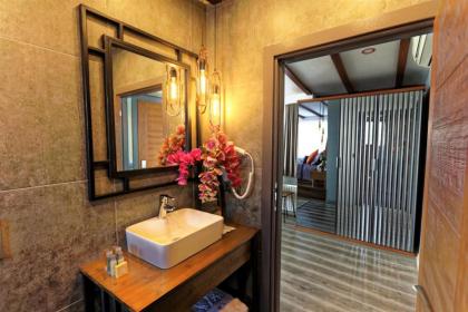 Romantic Hotel Istanbul - image 9