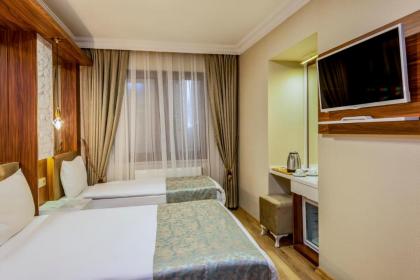Kupeli Hotel - image 10