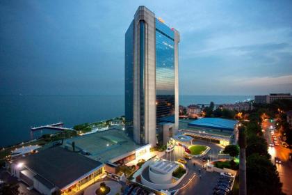 Renaissance by Marriott Polat Istanbul Hotel - image 9