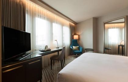 DoubleTree by Hilton Istanbul Sirkeci Turkey - image 16