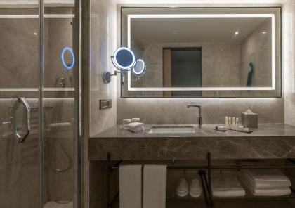DoubleTree by Hilton Istanbul Sirkeci Turkey - image 7