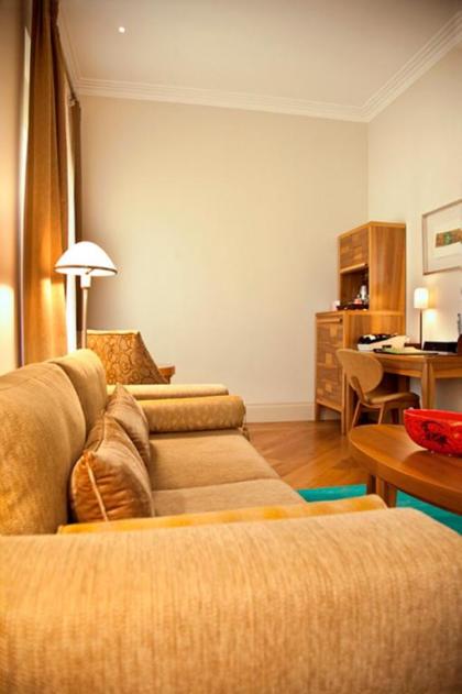 Tomtom Suites - image 11