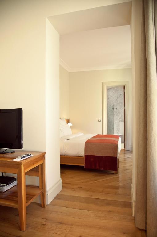 Tomtom Suites - image 4