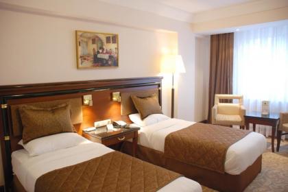 Mosaic Hotel - image 13