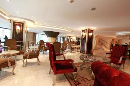 Mosaic Hotel - image 14