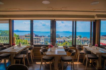 Kaftan Hotel - image 10