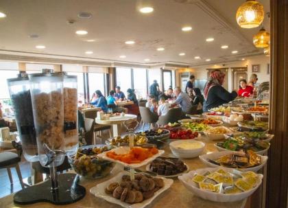 Kaftan Hotel - image 14