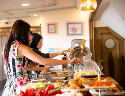 Kaftan Hotel - image 16