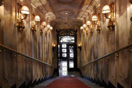 Taxim Hill Hotel - image 18