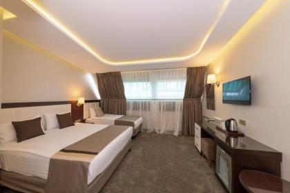 Vicenza Hotel - image 11