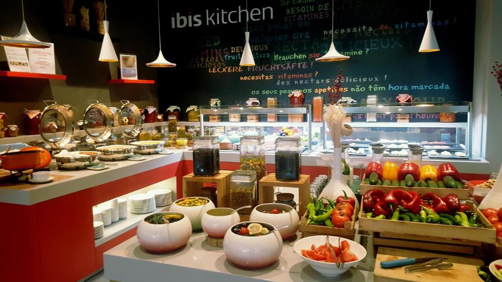Ibis Istanbul - image 3
