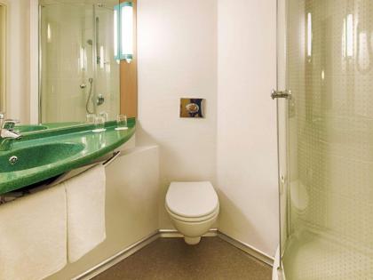 Ibis Istanbul - image 9