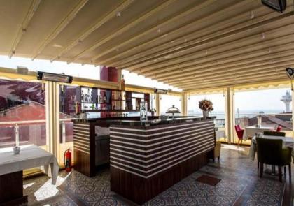 Almina Hotel Istanbul - image 15