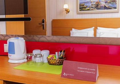 Almina Hotel Istanbul - image 17