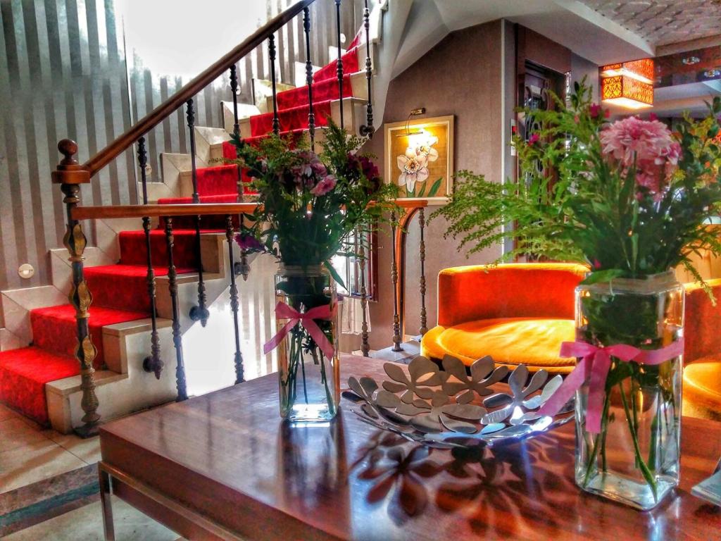 Almina Hotel Istanbul - image 2