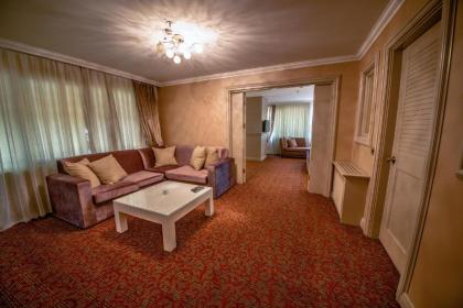 Dream Hill Business Deluxe Hotel Asia - image 9