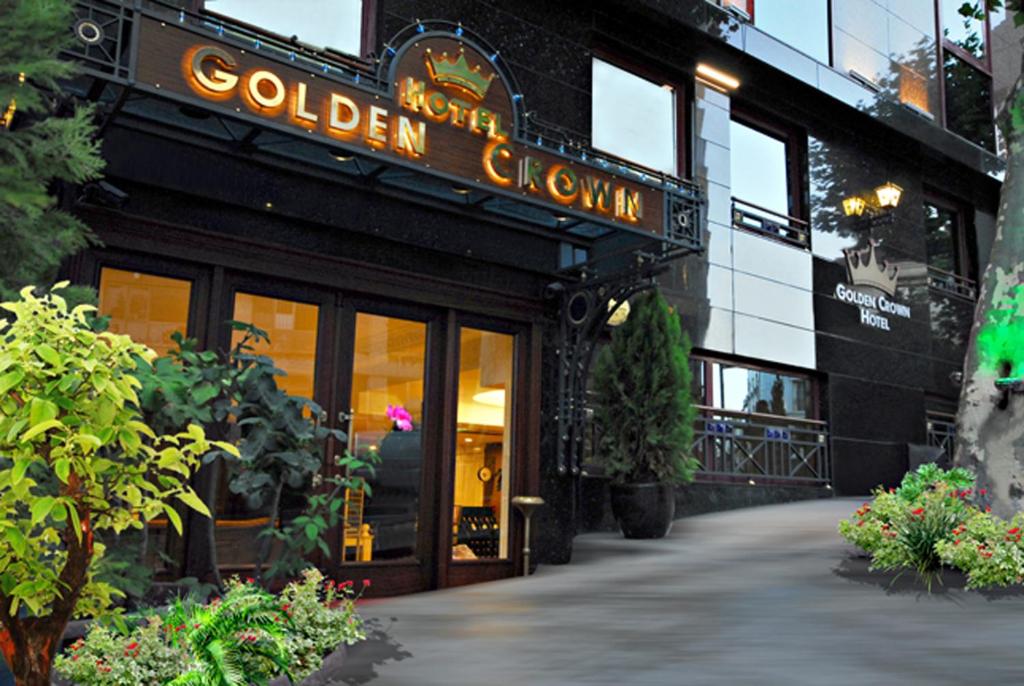 Golden Crown Hotel - image 5
