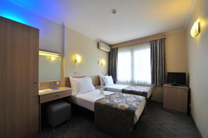 Hotel Olimpiyat - image 1