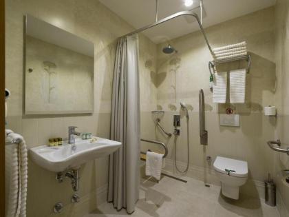 Hotel Olimpiyat - image 7