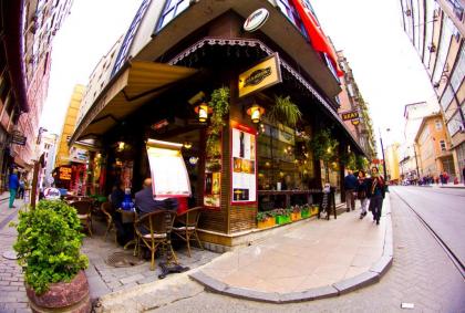 Ilkay Hotel - image 1