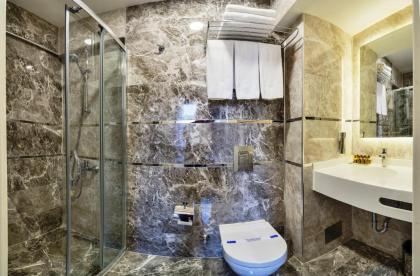 Zeynep Sultan Hotel - image 20