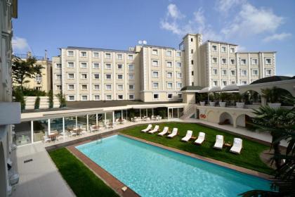 Holiday Inn Istanbul City - image 4