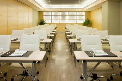 Holiday Inn Istanbul City - image 7