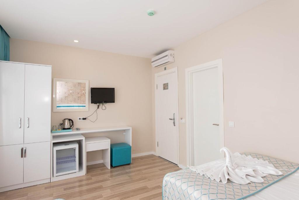 Star Holiday Hotel - image 2